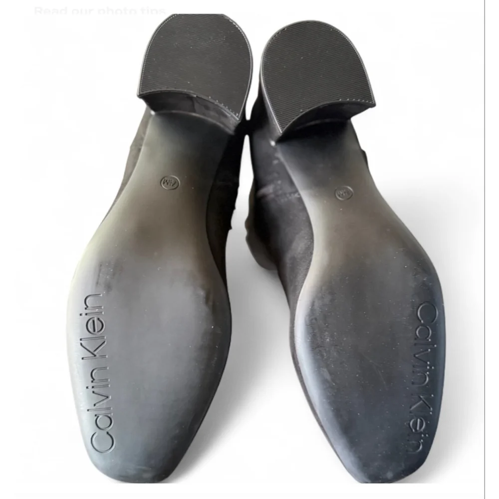 Calvin Klein Parry Suede Ankle Boots Black Size 7.5 Block Heel Booties NWB - Picture 5 of 6